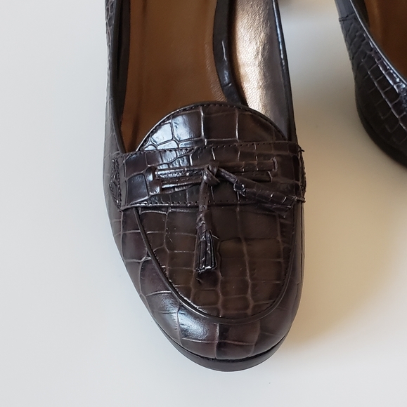 NEW! ANN TAYLOR LOFT BROWN SNAKESKIN HEELS - Picture 4 of 9